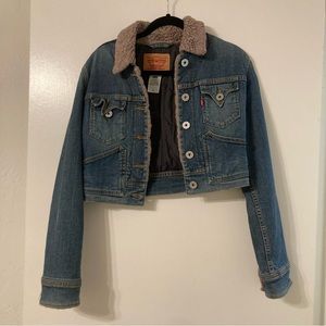 Levi’s Y2K Cropped Denim Jacket